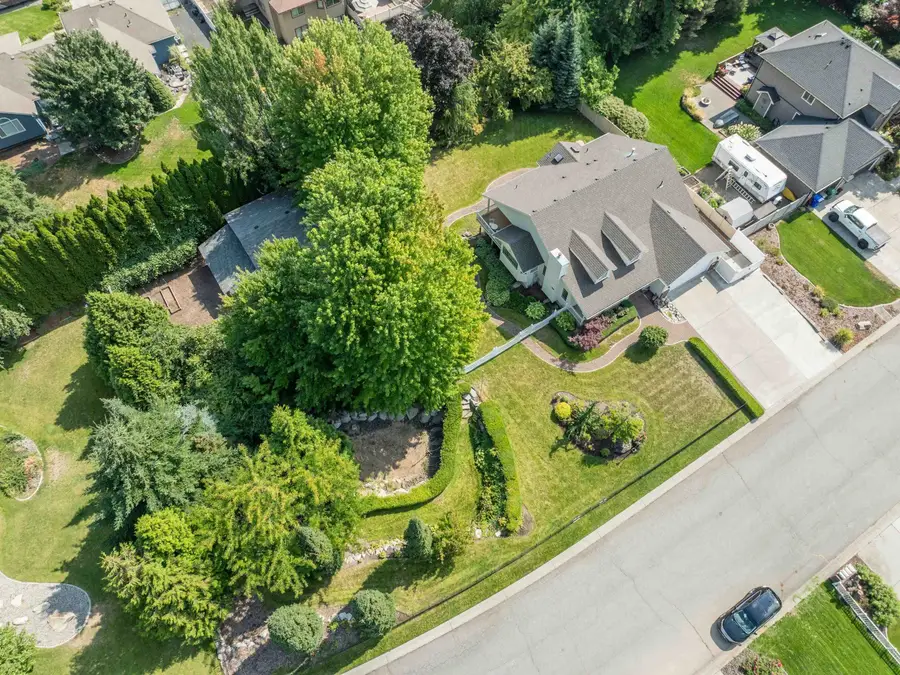 3703 S Sunderland Dr, Spokane Valley, WA 99206 - #2