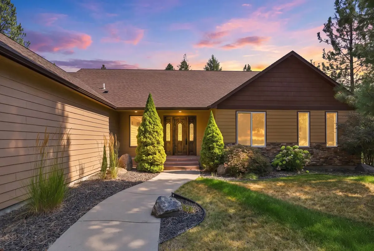 8508 S Vicari Rd, Spokane, WA 99206 - #1