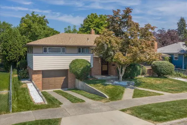 821 E Broad St, Spokane, WA 99207
