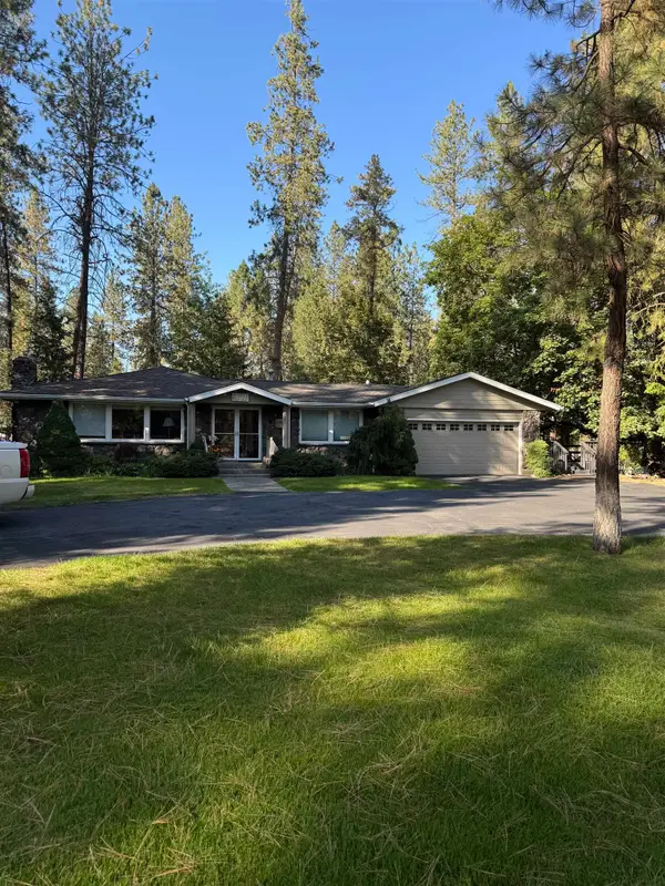 15123 N Little Spokane Dr, Spokane, WA 99208