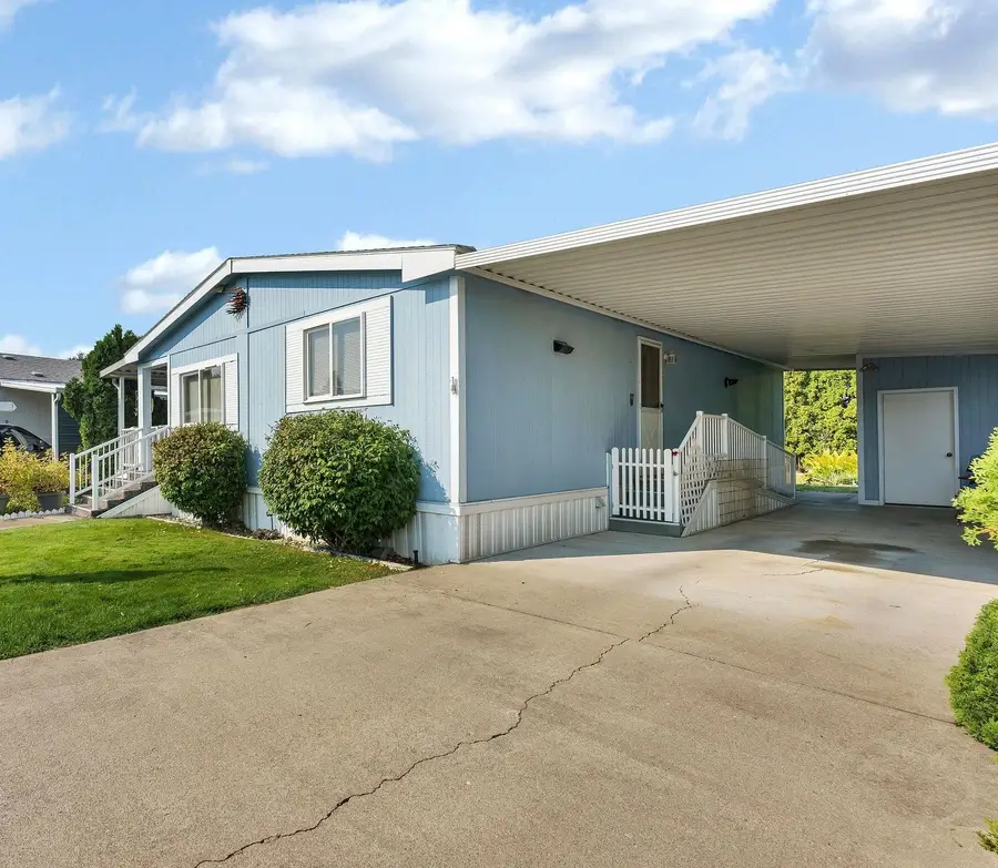 210 S Blueberry Pl, Greenacres, WA 99016 - #2
