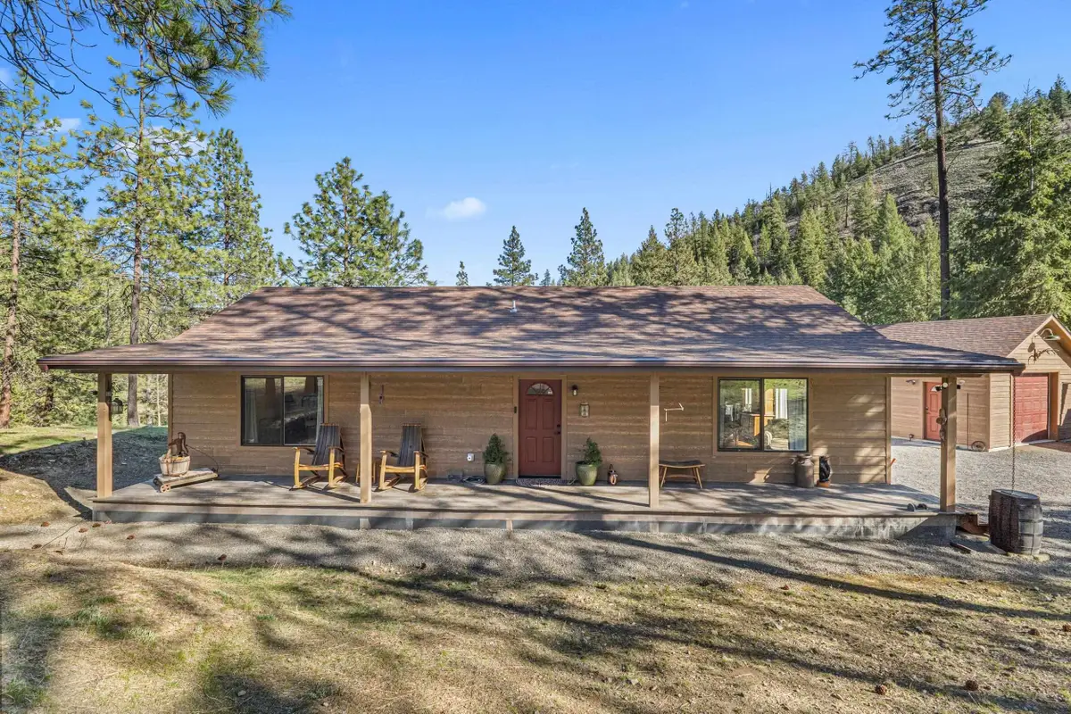 31297 E Dodd Creek Ln, Davenport, WA 99122 - #1
