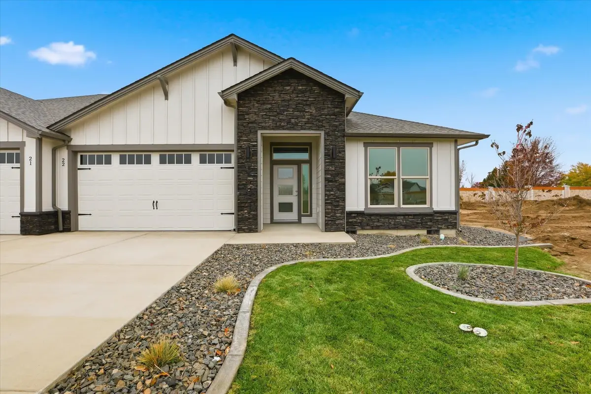 1109 - 22 N Country Club Dr #22, Deer Park, WA 99006 - #1
