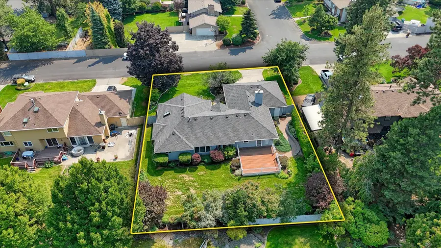 1811 E 51st Rd, Spokane, WA 99223 - #2