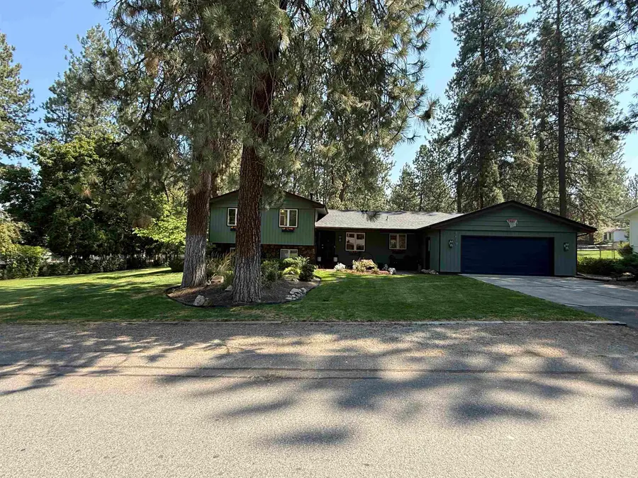 4619 S Raymond Rd, Spokane Valley, WA 99206 - #2