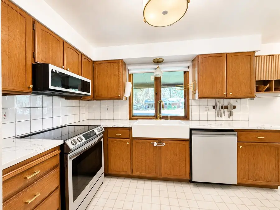 4619 S Raymond Rd, Spokane Valley, WA 99206 - #3