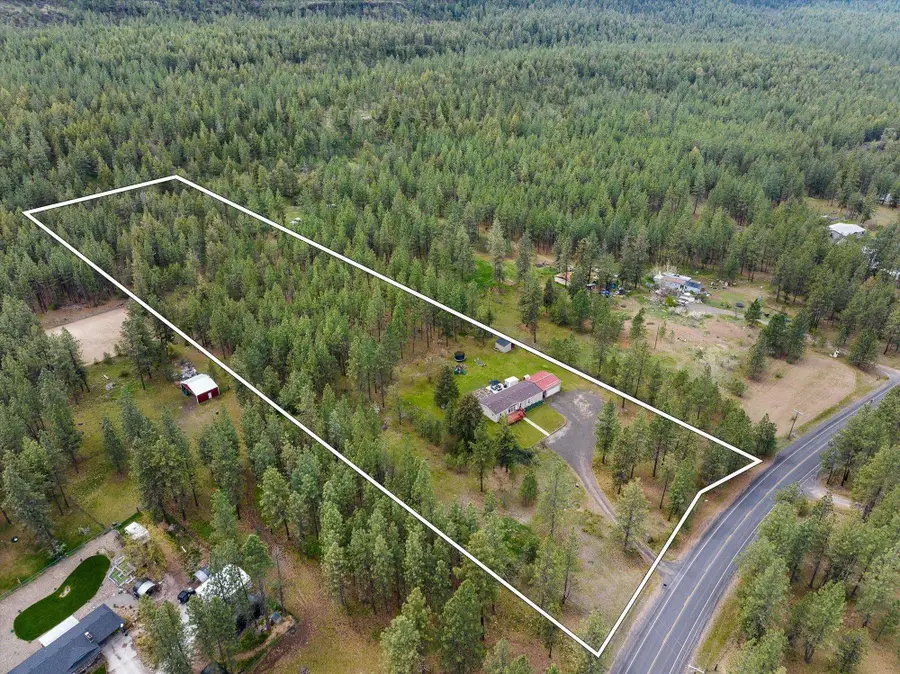 27711 W Long Lake Rd, Ford, WA 99013 - #2