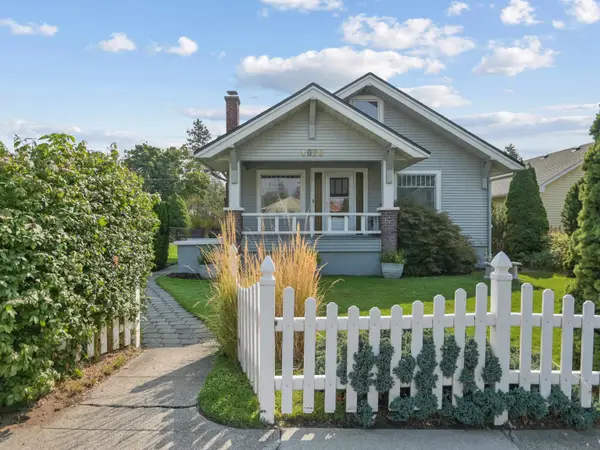 4028 N Lincoln St, Spokane, WA 99205