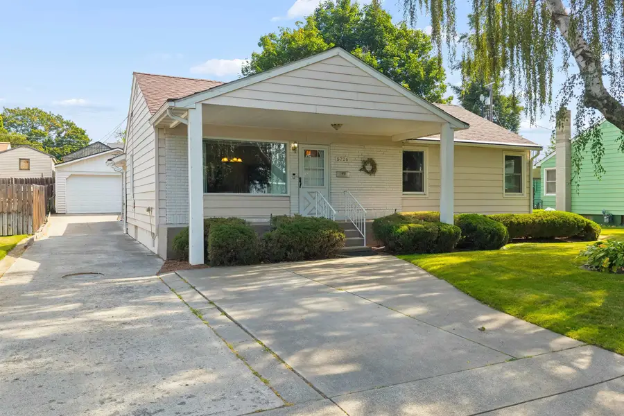 5726 N C St, Spokane, WA 99205 - #2