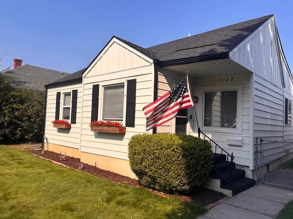 5122 N Stevens St, Spokane, WA 99205 - #1