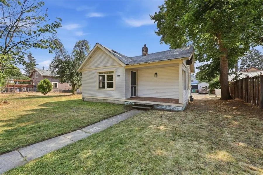 1133 W Gordon Ave, Spokane, WA 99205 - #3