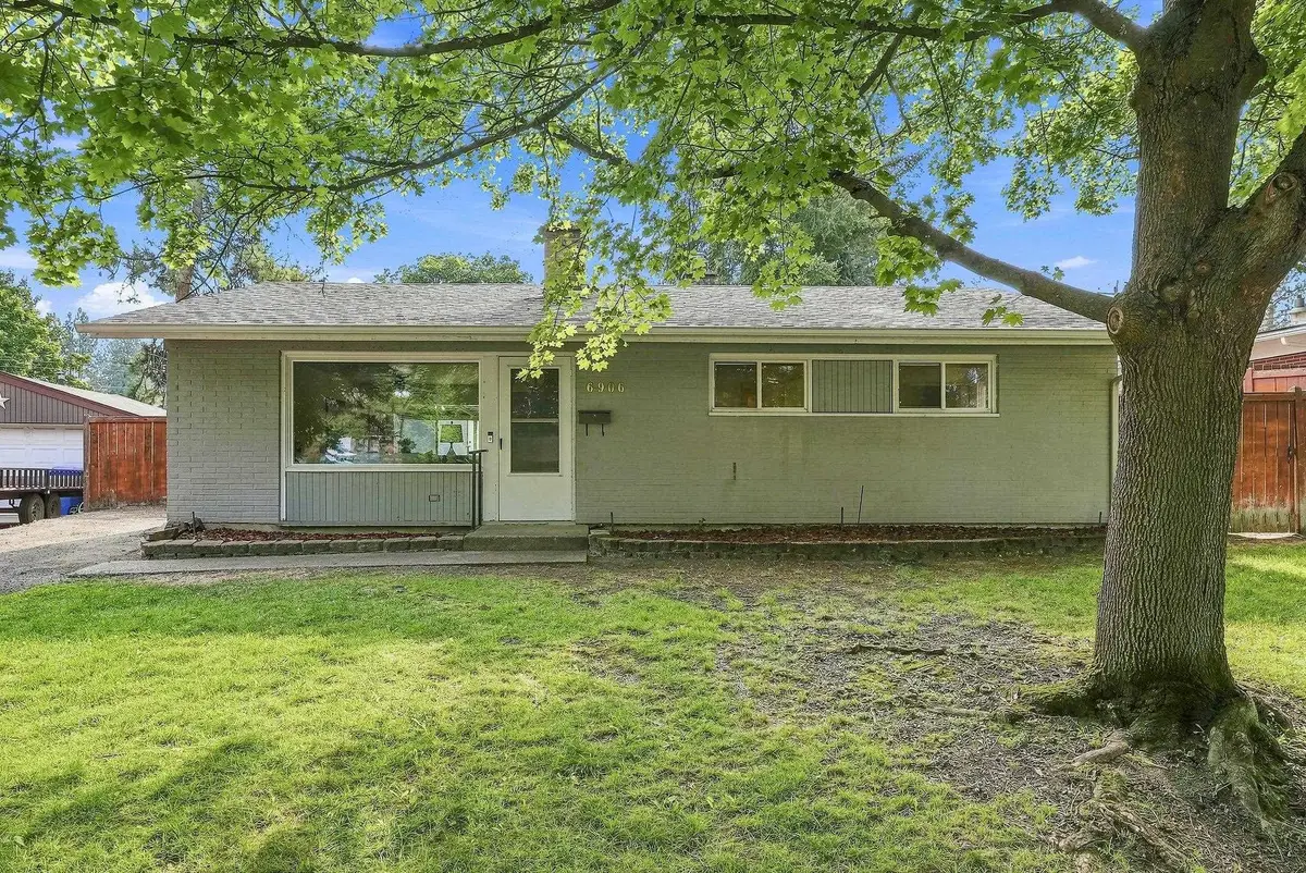 6906 N Howard St, Spokane, WA 99208 - #1