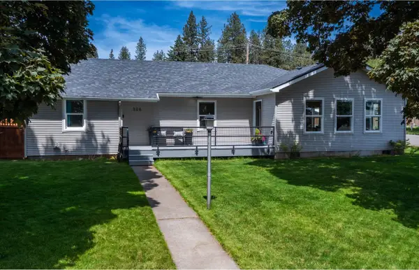 306 W 3rd St, Cheney, WA 99004