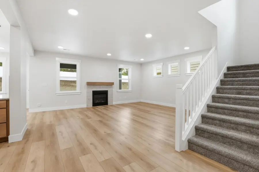 1576 W 67th Ave, Spokane, WA 99224 - #3