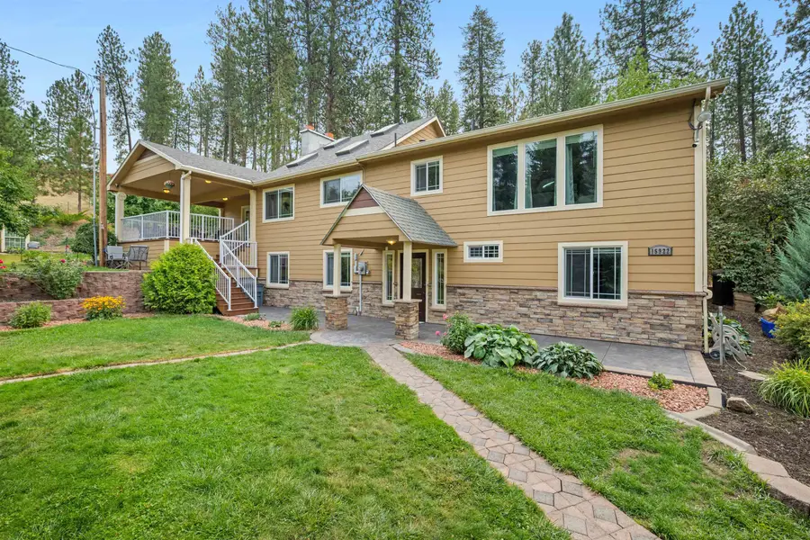 15922 E Foothills Rd, Spokane, WA 99217 - #2