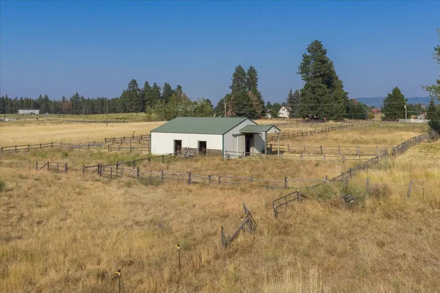 8724 S Cedar Rd, Spokane, WA 99224 - #3