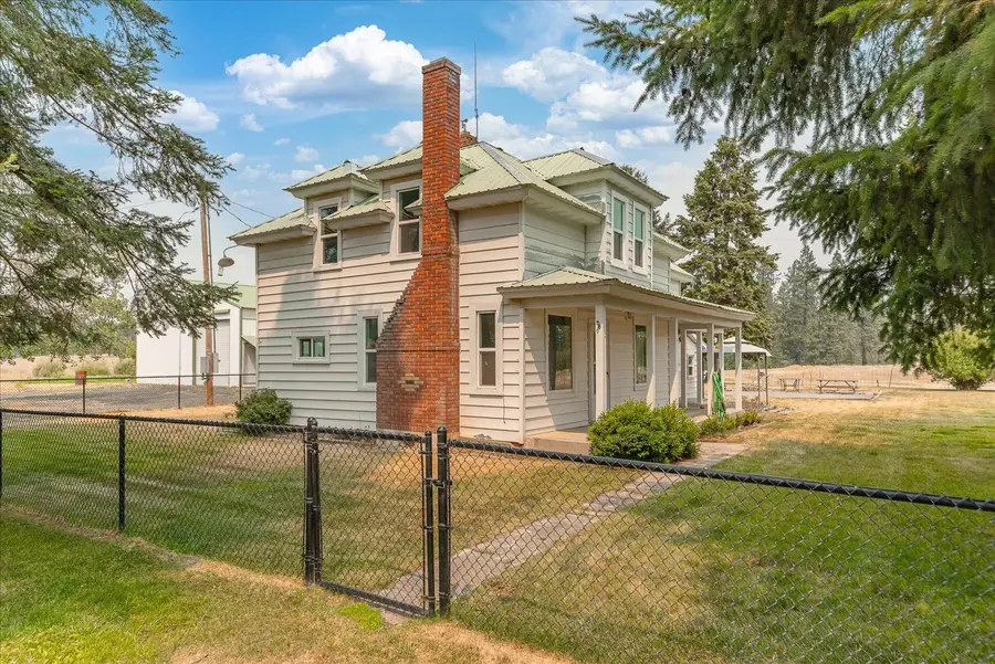 29105 S Cheney-plaza Rd, Cheney, WA 99004 - #2