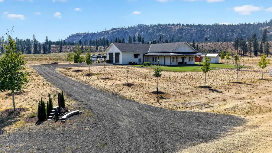 39182 Orchard Rd, Davenport, WA 99122 - #2