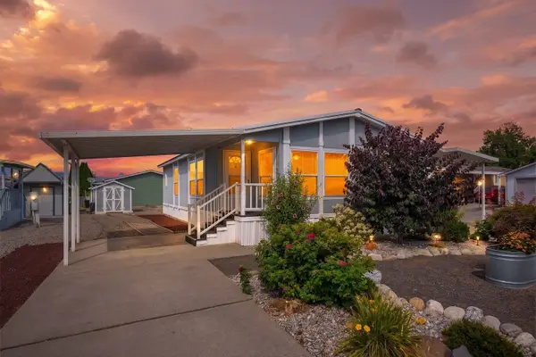 19029 E Boone Ave, Greenacres, WA 99016