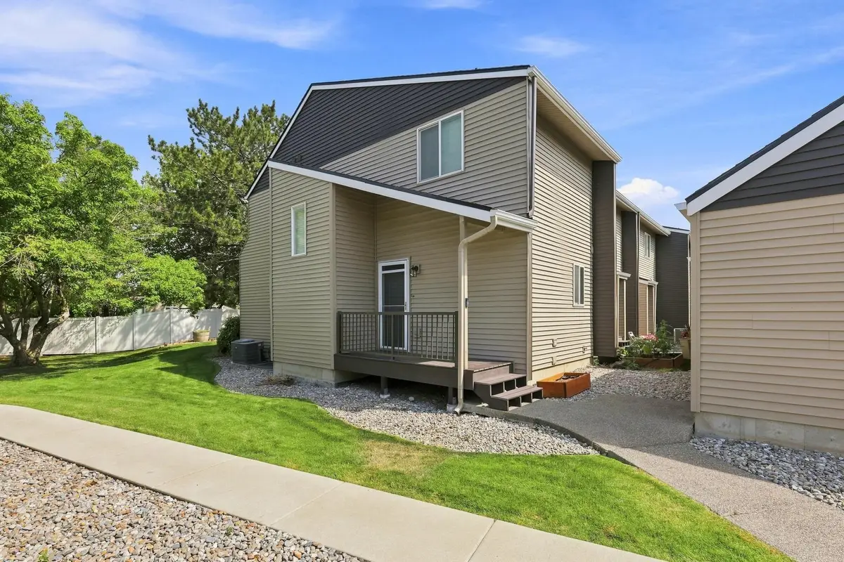 23011 E Colt Ln, Liberty Lake, WA 99019 - #1