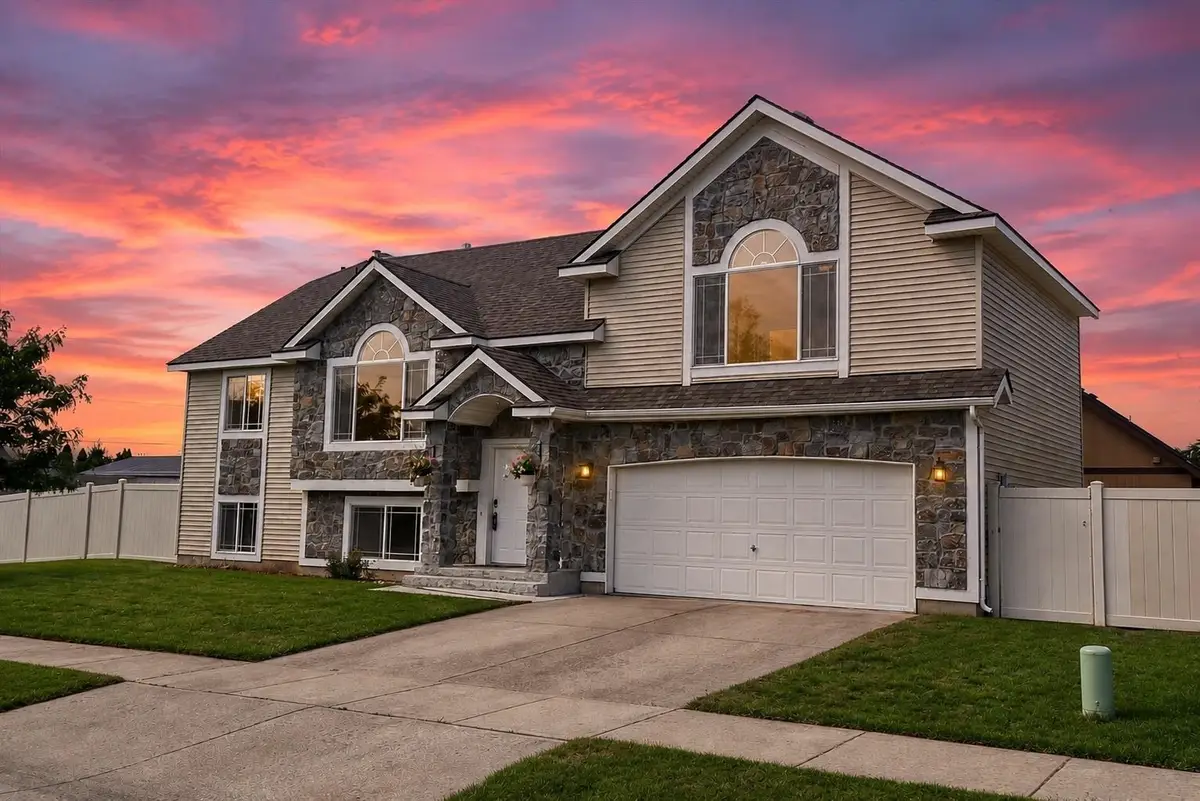 1917 N Arc Rd, Spokane Valley, WA 99016 - #1