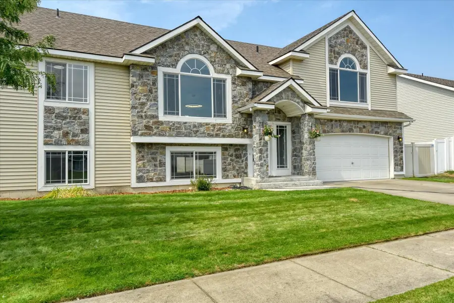 1917 N Arc Rd, Spokane Valley, WA 99016 - #2