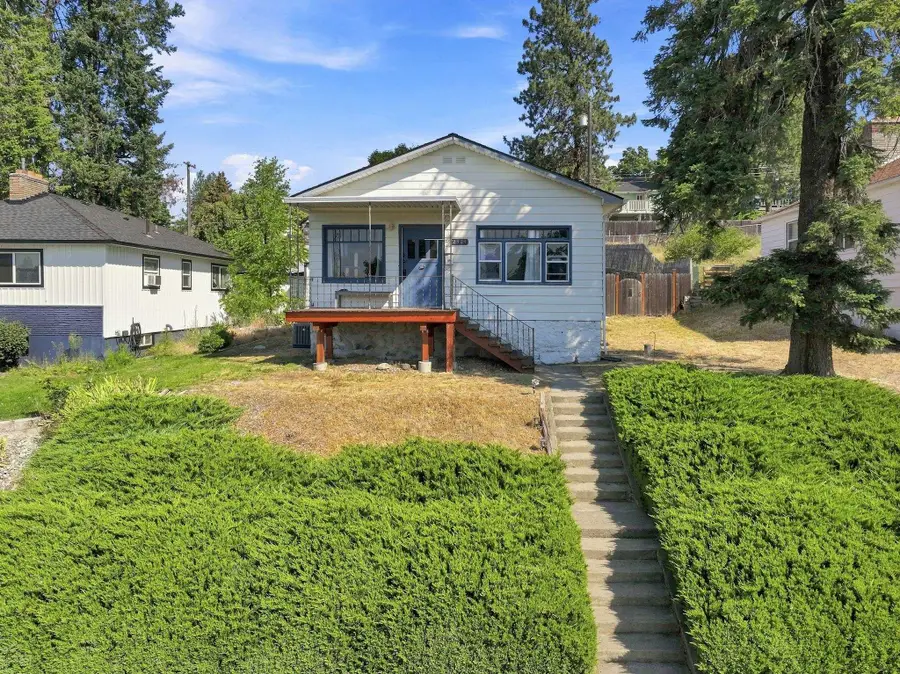 2324 W Dalton Ave, Spokane, WA 99205 - #2