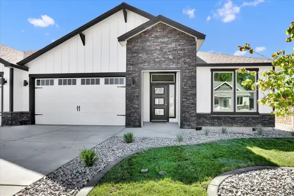 1109 - 30 N Country Club Dr #30, Deer Park, WA 99006