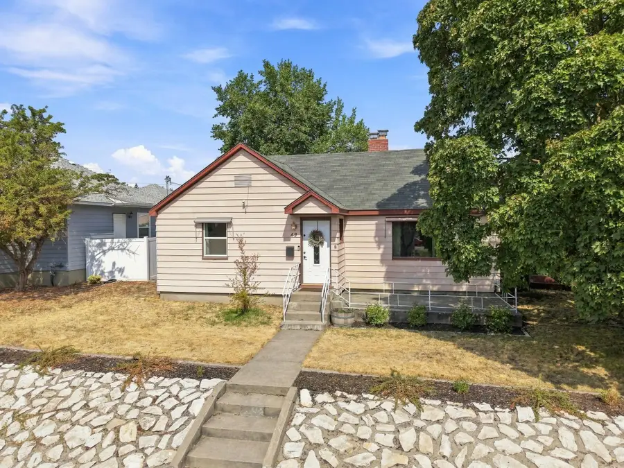 49 E Providence Ave, Spokane, WA 99207 - #2