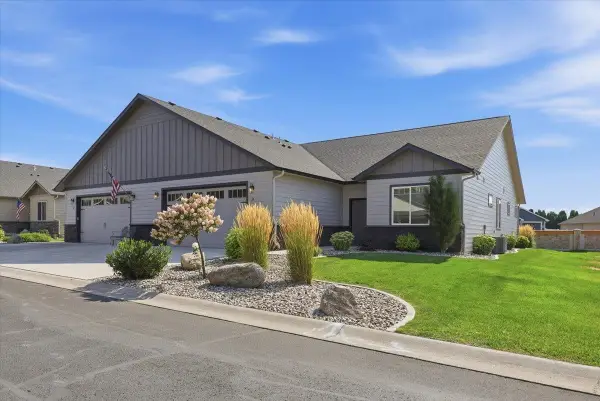 1109 N Country Club Dr #34, Deer Park, WA 99006