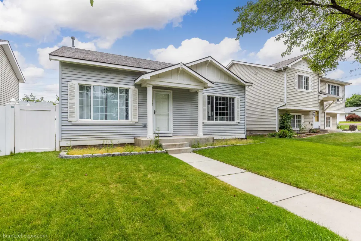 10209 E 17th Ln, Spokane Valley, WA 99206 - #1
