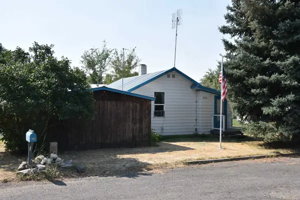 434 NE North Ave, Wilbur, WA 99158