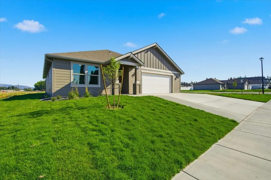 36 W 12th St, Deer Park, WA 99006 - #2