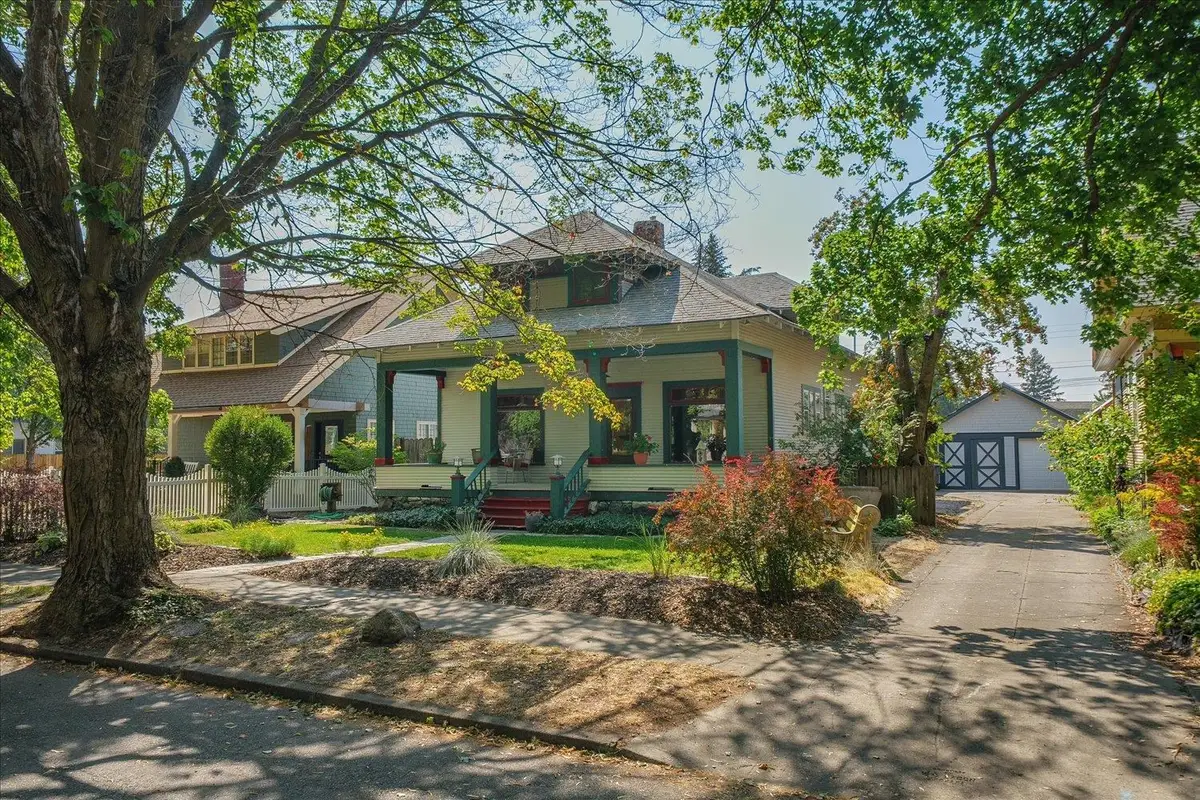 2907 W Sharp Ave, Spokane, WA 99201 - #1