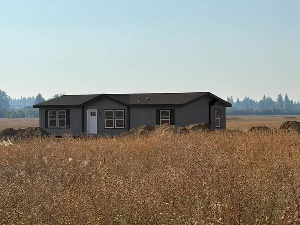 4851 W Enoch Rd, Deer Park, WA 99006