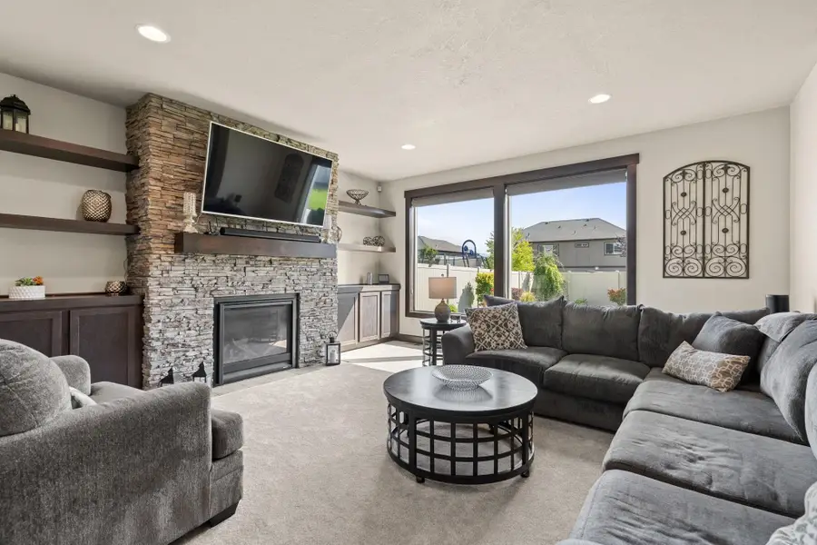 17706 E Belleaire Dr, Greenacres, WA 99016 - #3