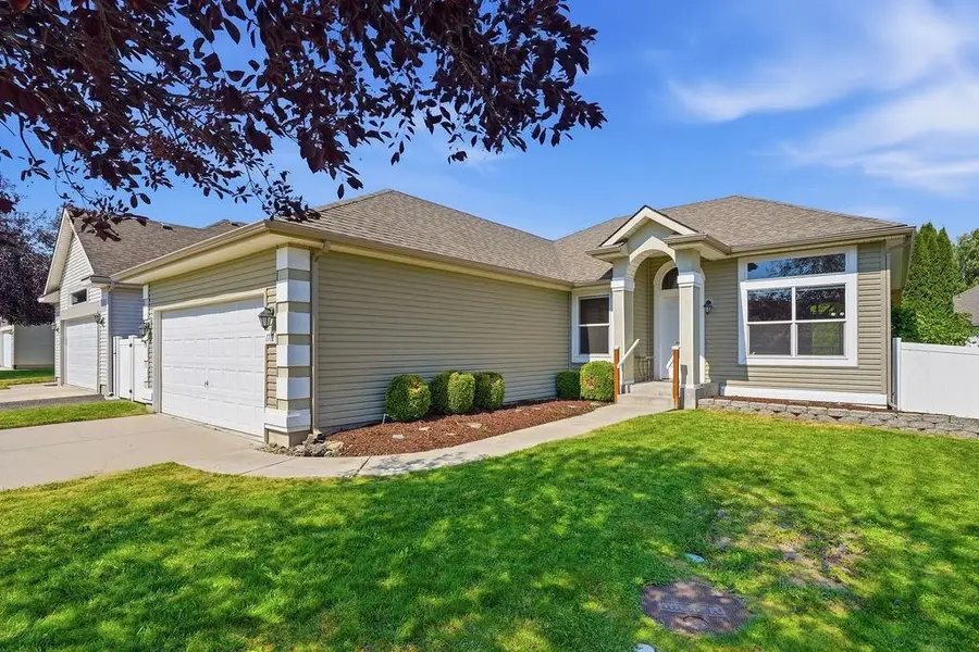 1712 W Cimarron Ln, Spokane, WA 99208 - #2