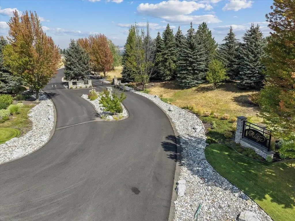 13524 S Greyhawk Ln, Spokane, WA 99224 - #1