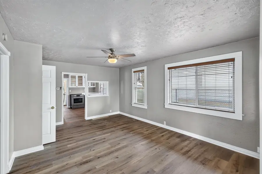 829 Crown Ave, Spokane, WA 99207 - #3
