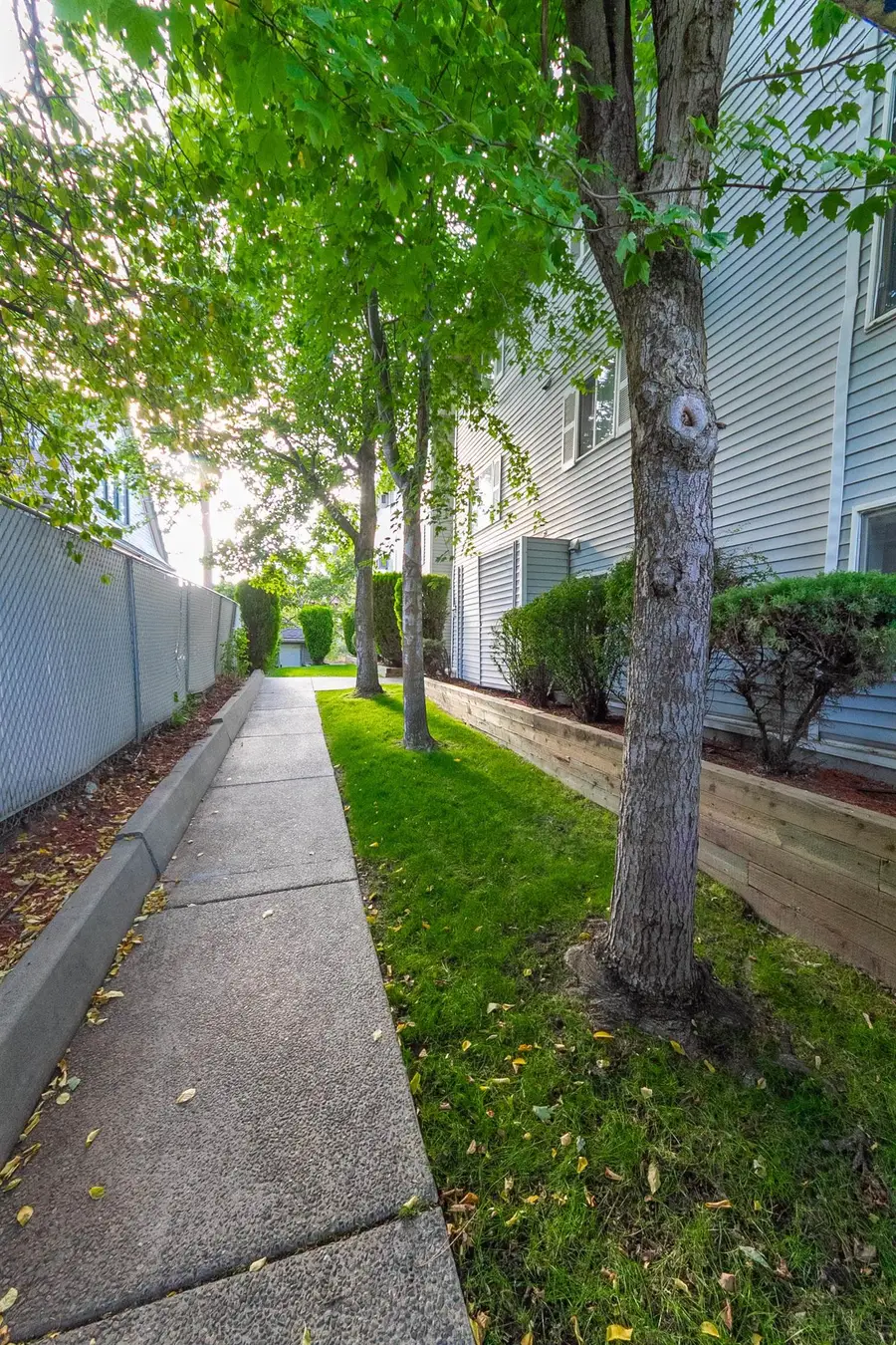 912 W Lincoln Pl #303, Spokane, WA 99204 - #3