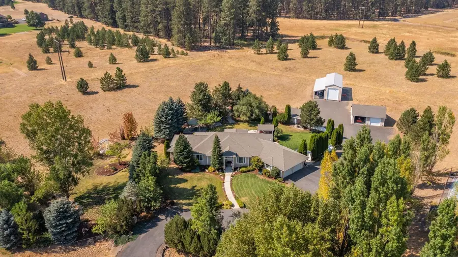1708 W Cinnibar Ln, Spokane, WA 99224 - #3