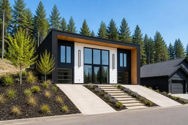 7905 N Jefferson Dr, Spokane, WA 99208