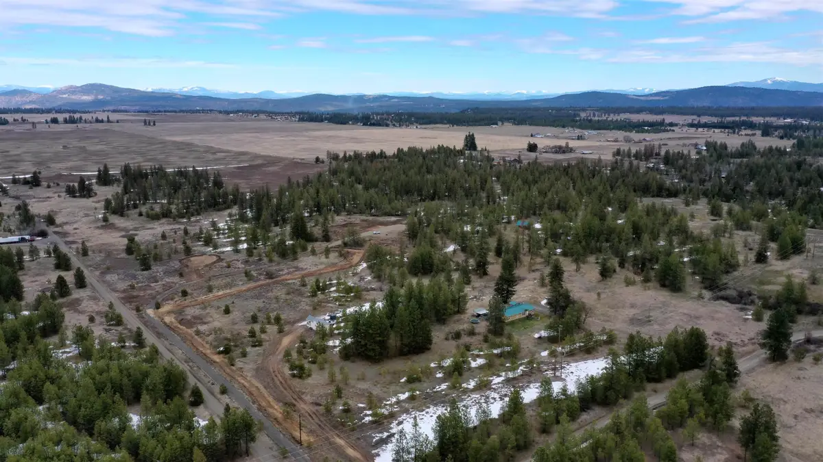18324 W Burnett Rd, Nine Mile Falls, WA 99026 - #1