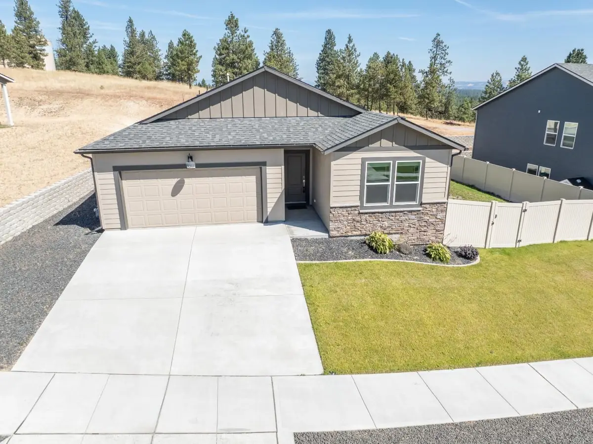 8207 S Avery Rd, Cheney, WA 99004 - #1