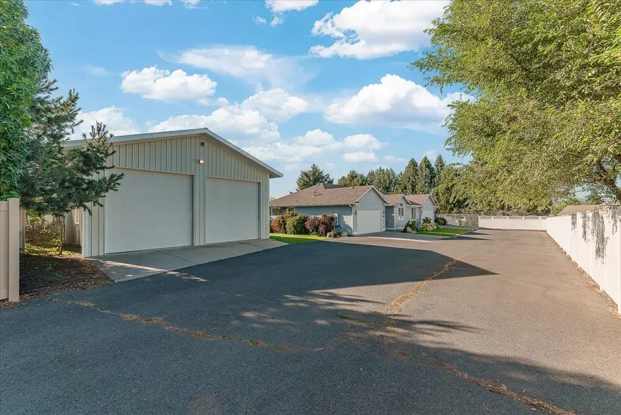 19019 E 4th Ave, Spokane Valley, WA 99016 - #2