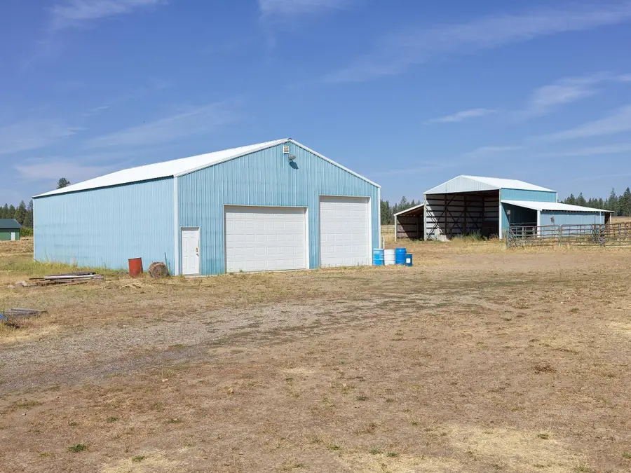 303 E Westmoreland Ave, Deer Park, WA 99006-9394 - #2