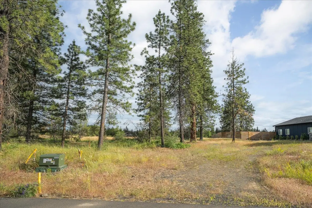 3819 W Cliffside Ln, Spokane, WA 99224 - #1