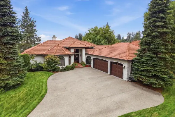 4406 S St Andrews Ln, Spokane, WA 99223