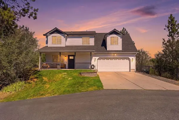 8220 E Sommerset Dr, Spokane, WA 99217
