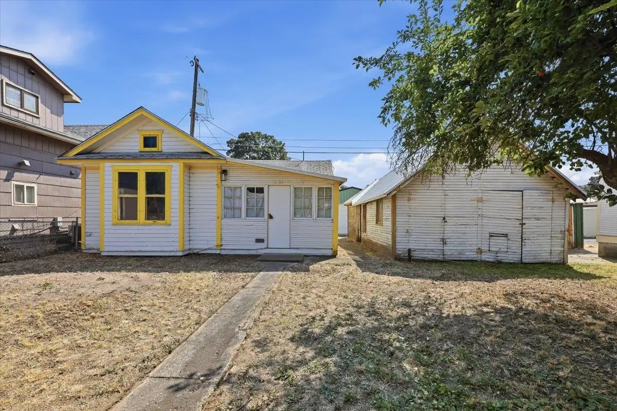 1127 W Gordon Ave, Spokane, WA 99205 - #1